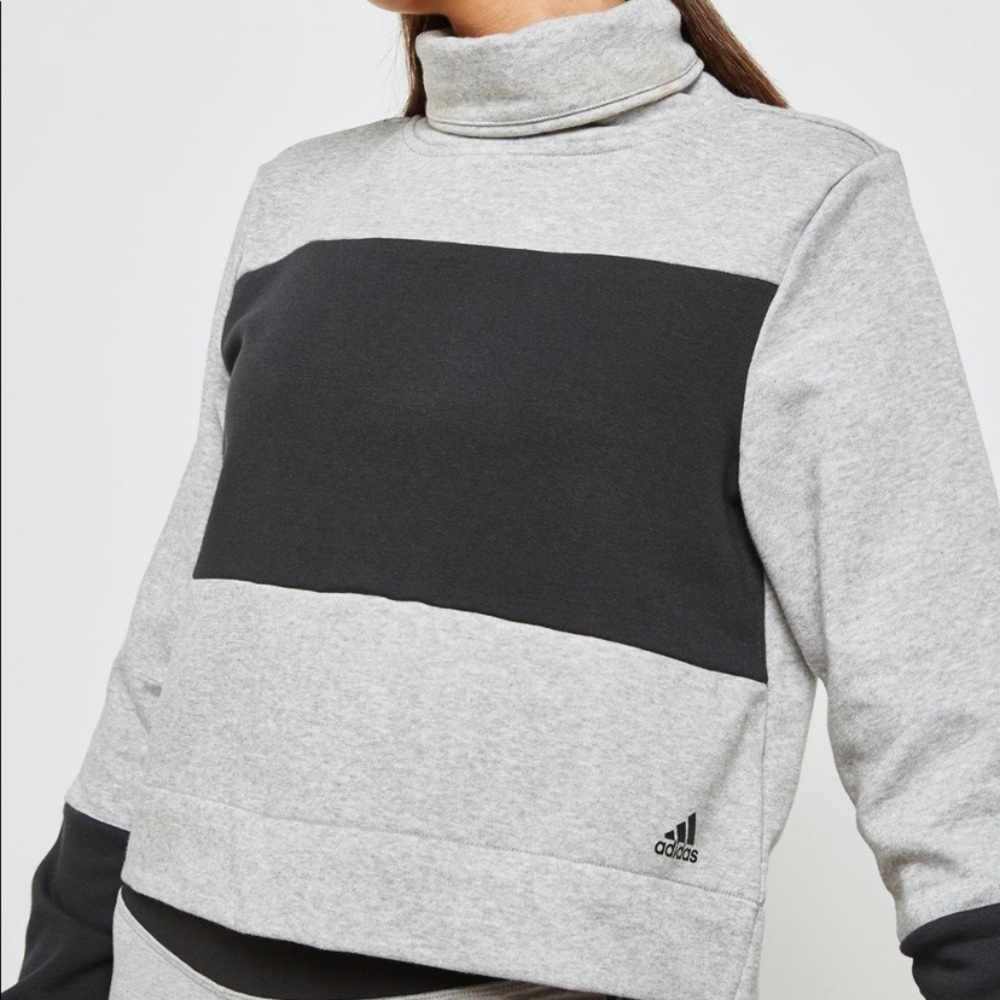 Cropped Adidas Turtle Neck Sweatshirt